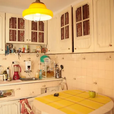 Elie'S Home