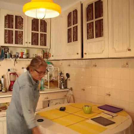 Elie'S Home